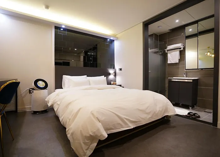 Dongdaemun Saturn 3*