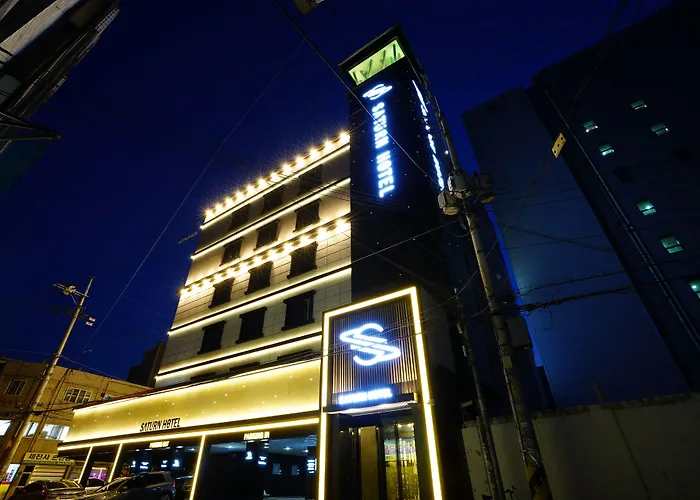 Dongdaemun Saturn 3* Seoul