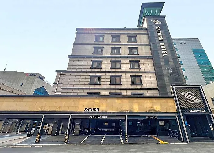 Dongdaemun Saturn Hotel