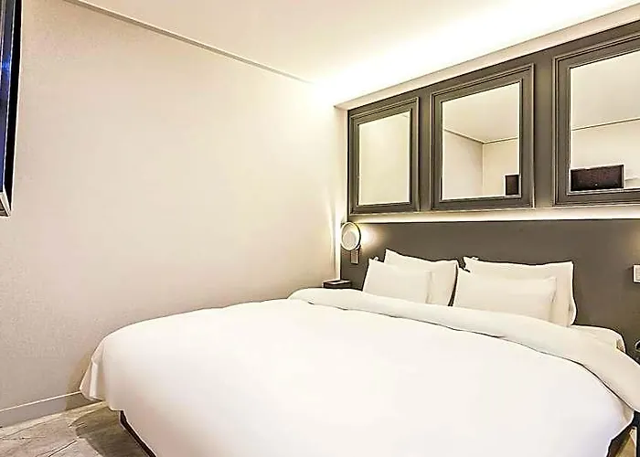 Dongdaemun Saturn 3*