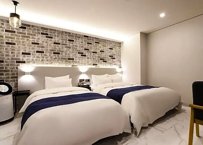 Dongdaemun Saturn Hotel