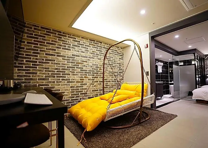 Dongdaemun Saturn Hotel